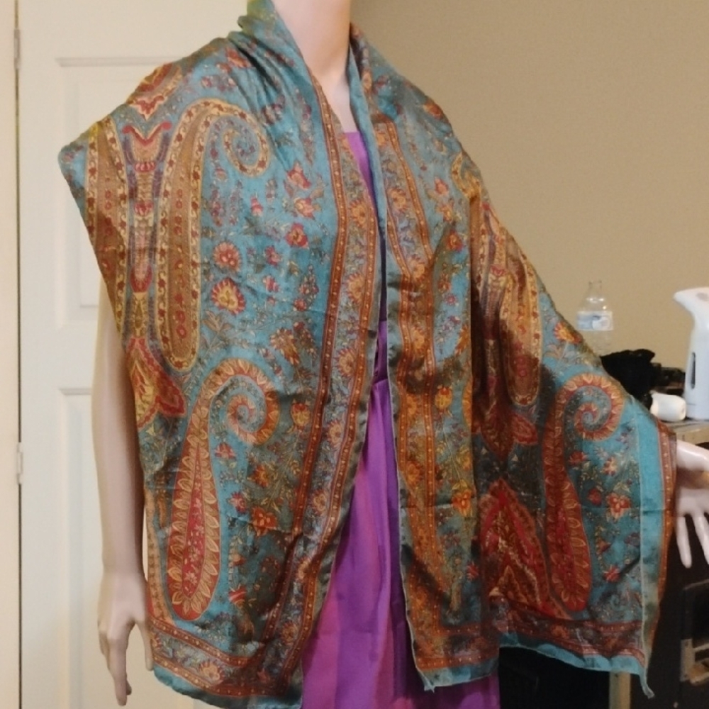 Made In India Blue and Orange Lightweight Scarf Wrap - Picture 3 of 9